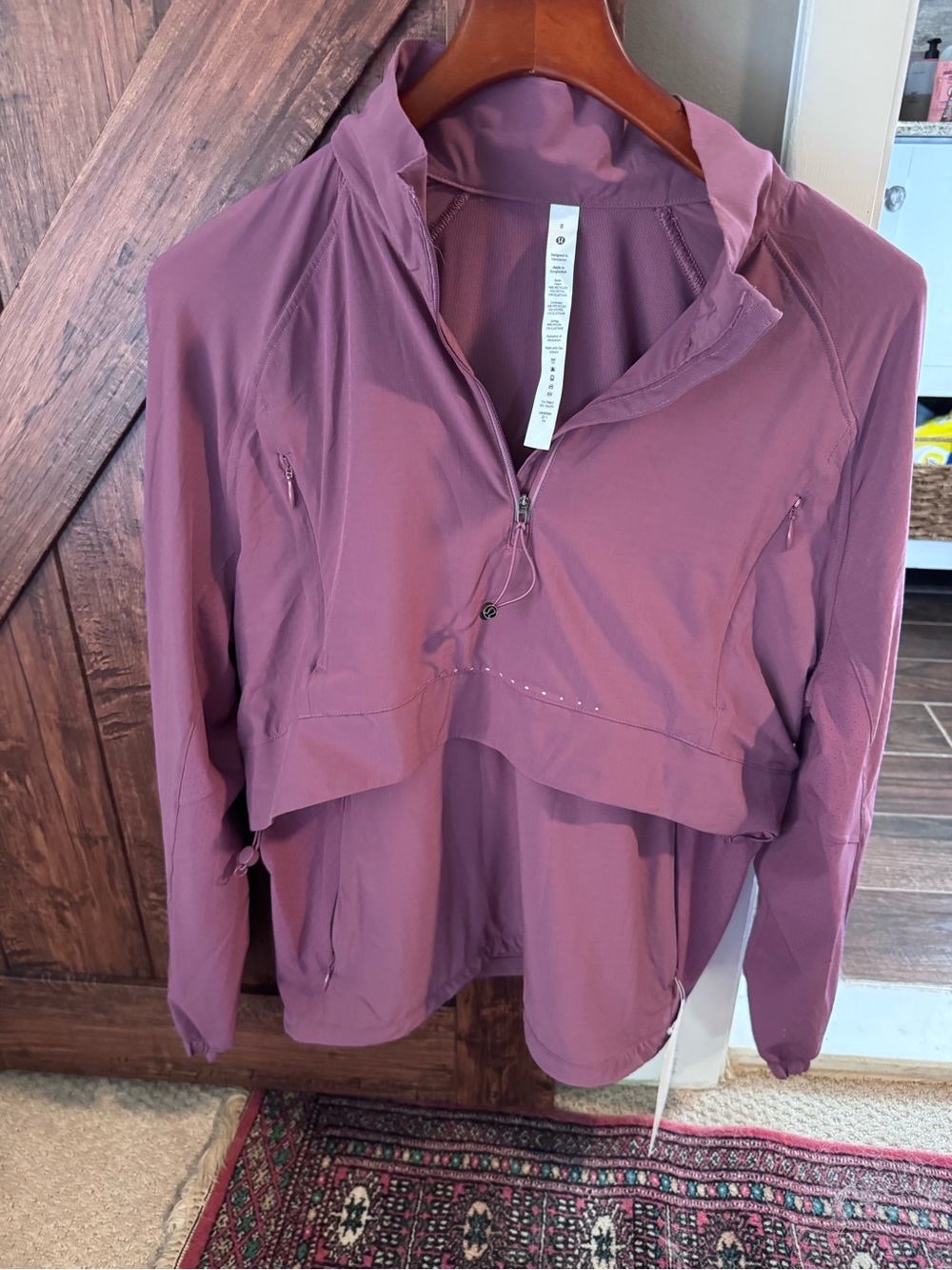 Lululemon women’s stretch ripstop run 1/2 zip size 8